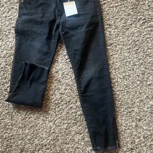 Black Skinny Jeans